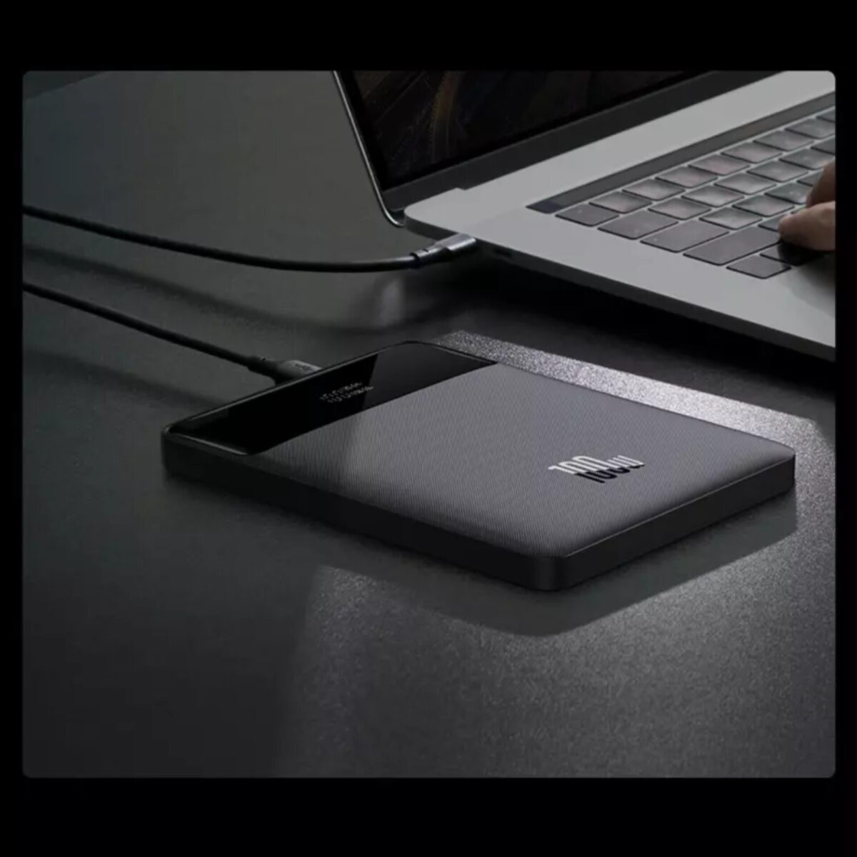 پاوربانک بیسوس مدل Blade HD Edition 100W  ظرفیت 20000 میلی آمپر ساعت