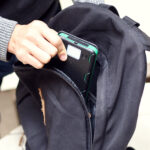 شارژ همراه خورشیدی مدل Solar 4Fold Wireless ظرفیت 20000 میلی آمپر ساعت